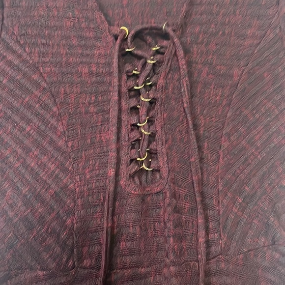 Hot Kiss burgundy/black‎ color - Picture 2 of 4